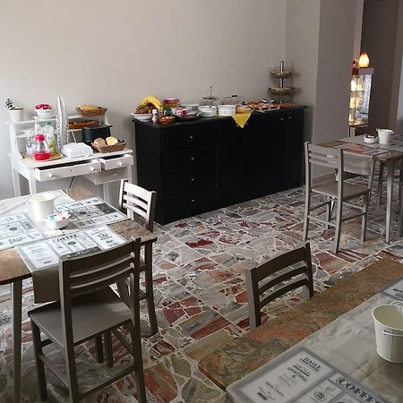 多克酒店 卡内利 外观 照片