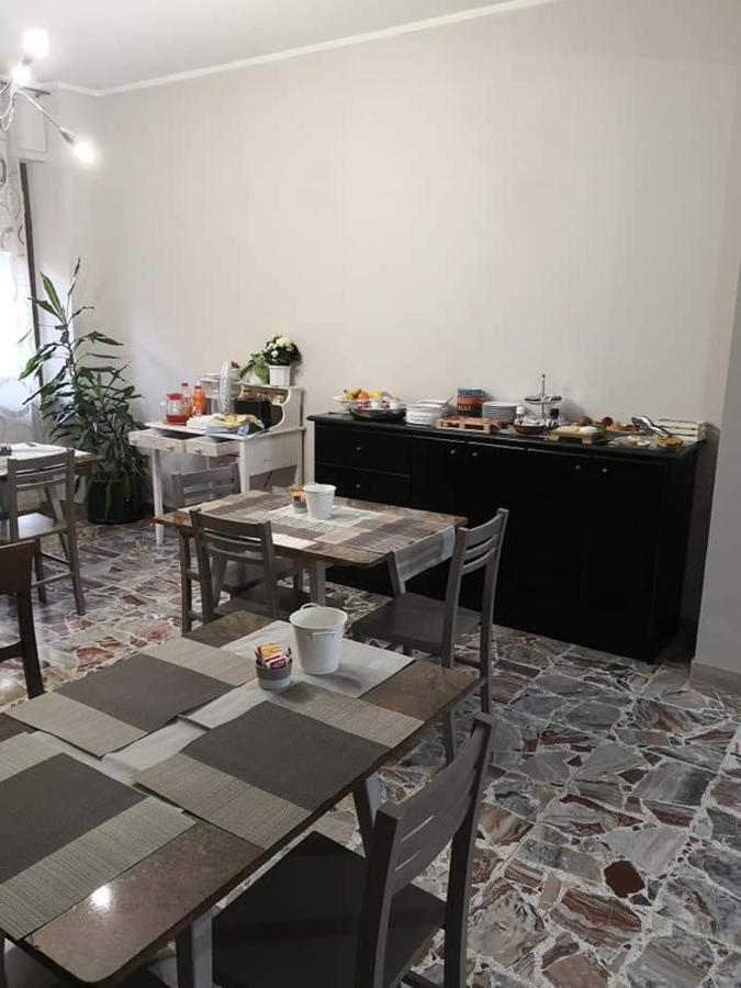 多克酒店 卡内利 外观 照片